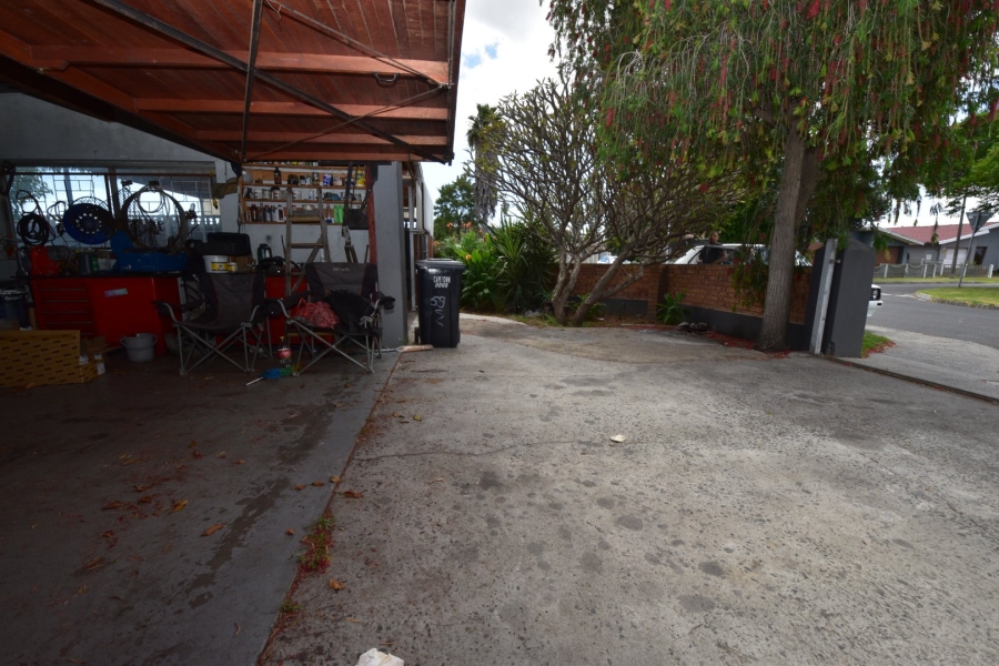 3 Bedroom Property for Sale in Parow Valley Western Cape